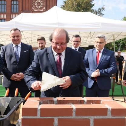 Podpisanie aktu erekcyjnego budowy Akademickiej Strefy Sztuki Scenicznej. fot. Andrzej Grygiel / UMWS
