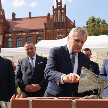 Podpisanie aktu erekcyjnego budowy Akademickiej Strefy Sztuki Scenicznej. fot. Andrzej Grygiel / UMWS