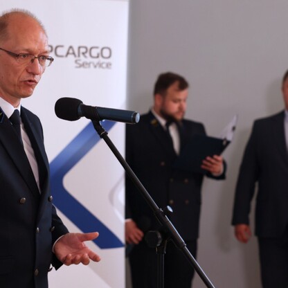 Odznaczenia i medale dla pracowników PKP CARGO SERVICE. fot. Andrzej Grygiel / UMWS