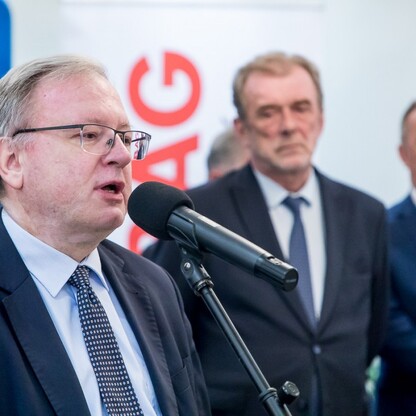 Podpisanie umowy na przebudowę DW934. fot. Tomasz Żak / UMWS