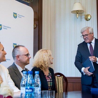 Wręczenie  umów w ramach Marszałkowskiego Konkursu „Inicjatywa Sołecka” w  Irządzach. fot. Tomasz Żak / UMWS