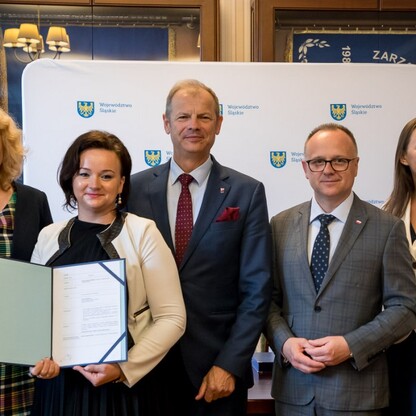 Wręczenie  umów w ramach Marszałkowskiego Konkursu „Inicjatywa Sołecka” w  Irządzach. fot. Tomasz Żak / UMWS