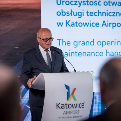 Uroczystość oddania do użytku nowego hangaru do obsługi technicznej samolotów. fot. Tomasz Żak / UMWS