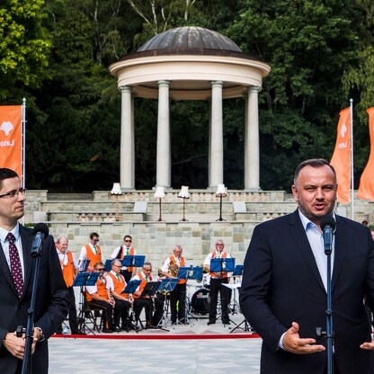 Otwarcie Dużego Kręgu Tanecznego w Parku Śląskim. fot. Tomasz Żak / UMWS