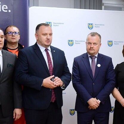 Podpisanie umowy na budowę siedziby Rejonowego Pogotowia Ratunkowego w Sosnowcu. fot. Patyk Pyrlik / UMWS
