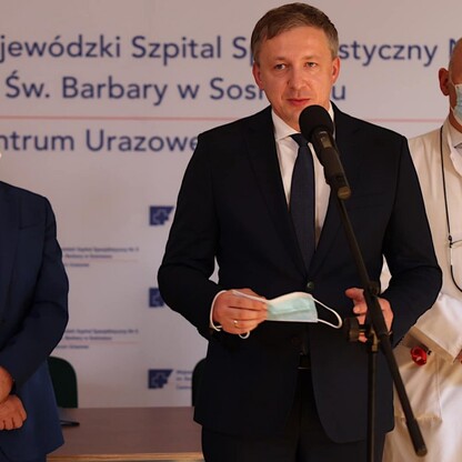 Podpisanie umowy w Wojewódzkim Szpital Specjalistyczny im. Św. Barbary w Sosnowcu. fot. Andrzej Grygiel / UMWS
