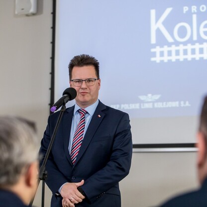 Umowa na połączenie kolejowe Jastrzębie Zdrój - Katowice. fot. Tomasz Żak / UMWS
