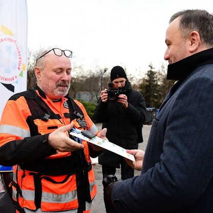 Nowe karetki dla Wojewódzkiego Pogotowia Ratunkowego. fot. Patryk Pyrlik / UMWS