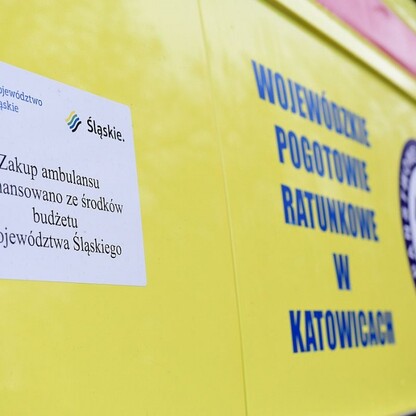 Nowe karetki dla Wojewódzkiego Pogotowia Ratunkowego. fot. Patryk Pyrlik / UMWS