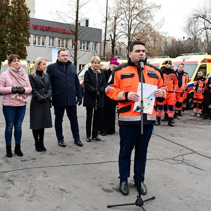 Nowe karetki dla Wojewódzkiego Pogotowia Ratunkowego. fot. Patryk Pyrlik / UMWS