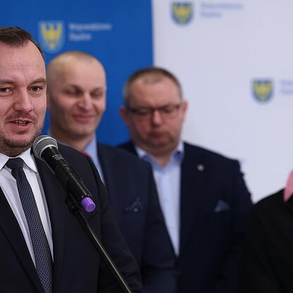 Podpisanie umowy na modernizację kompleksu FALA. fot. Andrzej Grygiel / UMWS
