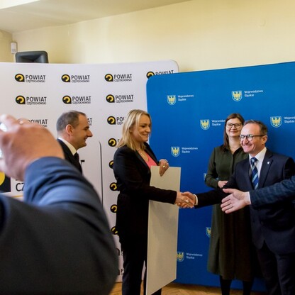 Wręczenie umów dla gmin Subregionu Północnego w ramach Programu Rozwoju Obszarów Wiejskich Województwa Śląskiego. fot. Tomasz Żak / UMWS