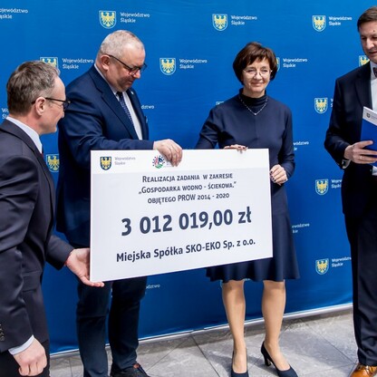 Wręczenie umów dla gmin Subregionu Połódniowego w ramach Programu Rozwoju Obszarów Wiejskich Województwa Śląskiego. fot. Tomasz Żak / UMWS