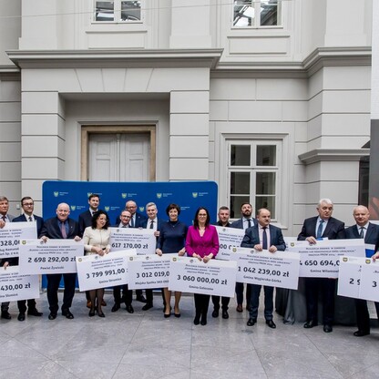 Wręczenie umów dla gmin Subregionu Połódniowego w ramach Programu Rozwoju Obszarów Wiejskich Województwa Śląskiego. fot. Tomasz Żak / UMWS