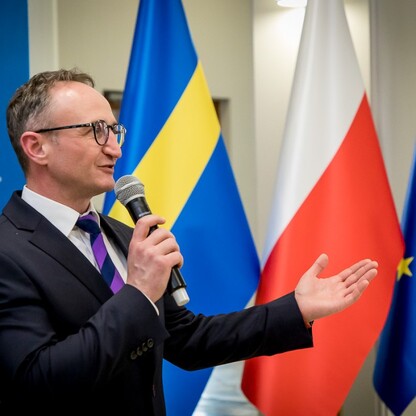 Wręczenie umów dla gmin z subregionów centralnego i zachodniego. fot. Tomasz Żak / UMWS