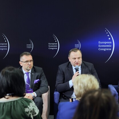 Panel: Rola regionów w budowaniu partnerstw międzynarodowych w obliczu kryzysu gospodarczego oraz wyzwań związanych z odbudową Ukrainy
