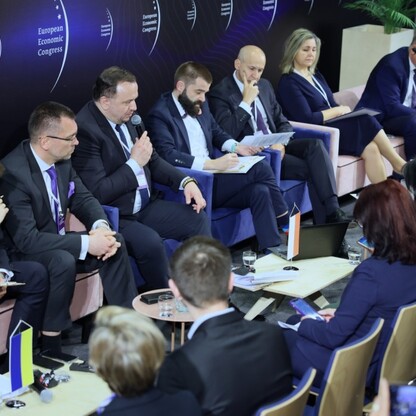 Panel: Rola regionów w budowaniu partnerstw międzynarodowych w obliczu kryzysu gospodarczego oraz wyzwań związanych z odbudową Ukrainy