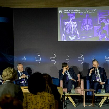 Panel: Inwestycje w badania i rozwój w medycynie. fot. Tomasz Żak / UMWS