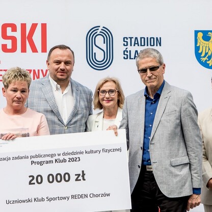 Wręczone czeków w ramach PROGRAMU KLUB.  fot. Tomasz Żak / UMWS