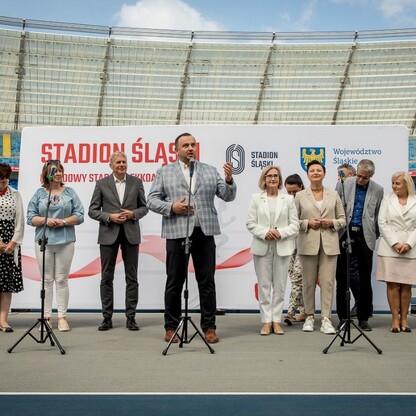 Wręczone czeków w ramach PROGRAMU KLUB.  fot. Tomasz Żak / UMWS
