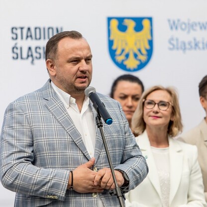 Wręczone czeków w ramach PROGRAMU KLUB.  fot. Tomasz Żak / UMWS