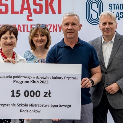 Wręczone czeków w ramach PROGRAMU KLUB.  fot. Tomasz Żak / UMWS