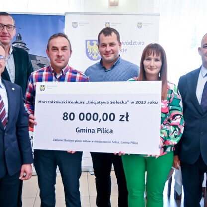 Wręczenie czeków Marszałkowskiego Konkursu „Inicjatywa Sołecka”. fot. Sylwia Miklas/UMiG Pilica