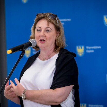 Wręczenie czeków w ramach Marszałkowskiego Konkursu „Inicjatywa Sołecka”. fot. Tomasz Żak / UMWS