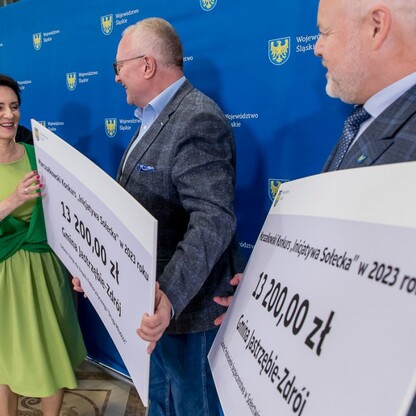 Wręczenie czeków w ramach Marszałkowskiego Konkursu „Inicjatywa Sołecka”. fot. Tomasz Żak / UMWS