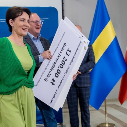 Wręczenie czeków w ramach Marszałkowskiego Konkursu „Inicjatywa Sołecka”. fot. Tomasz Żak / UMWS