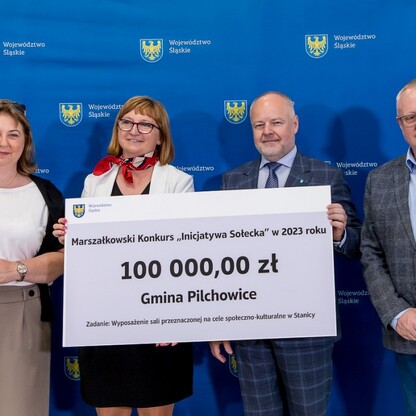 Wręczenie czeków w ramach Marszałkowskiego Konkursu „Inicjatywa Sołecka”. fot. Tomasz Żak / UMWS