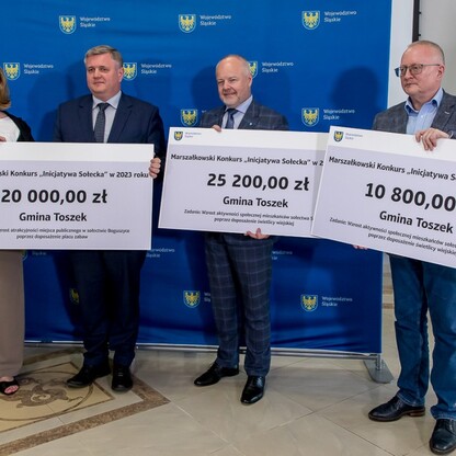 Wręczenie czeków w ramach Marszałkowskiego Konkursu „Inicjatywa Sołecka”. fot. Tomasz Żak / UMWS