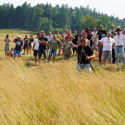 Mistrzostwa Górali Karpackich w Koszeniu Łąki. fot. Oliwia Gawlas