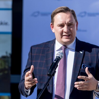 Podpisanie umowy w stacji pogotowia ratunkowego w Jaworznie. fot. Tomasz Żak / UMWS