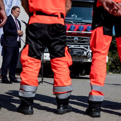 Podpisanie umowy w stacji pogotowia ratunkowego w Jaworznie. fot. Tomasz Żak / UMWS