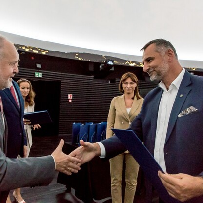 Wręczenie certyfikaty dla gmin w ramach projektu 