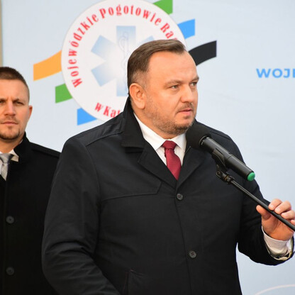 Nadanie sztandaru Wojewódzkiemu Pogotowiu Ratunkowemu w Katowicach. fot. Patryk Pyrlik / UMWS