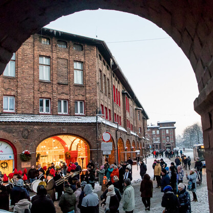 Górnicza orkiestra w katowickiej dzielnicy Nikiszowiec. fot. Tomasz Żak / UMWS