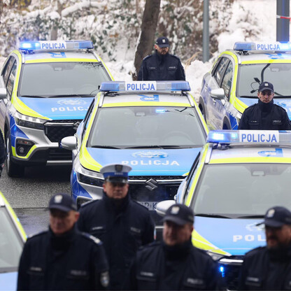 Garnizon śląskiej policji otrzymał hybrydowe radiowozy. fot. Andrzej Grygiel / UMWS