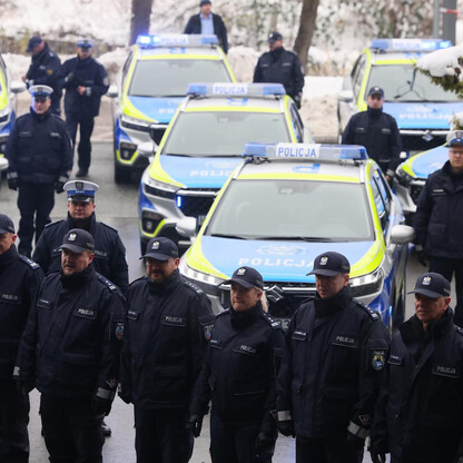 Garnizon śląskiej policji otrzymał hybrydowe radiowozy. fot. Andrzej Grygiel / UMWS