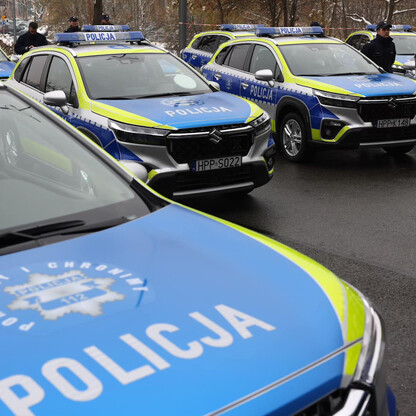 Garnizon śląskiej policji otrzymał hybrydowe radiowozy. fot. Andrzej Grygiel / UMWS