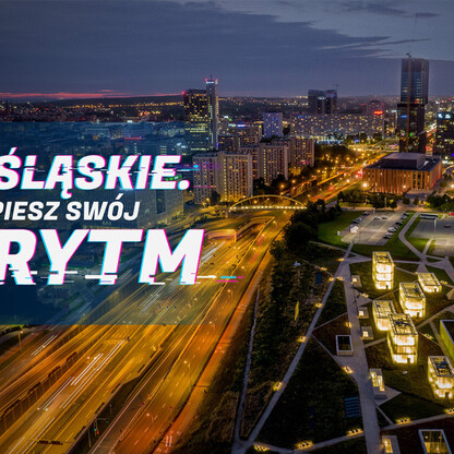Śląskie nocą - rytm miasta, kolorowe światła, ruch i energia. (wygenerowano przez AI)