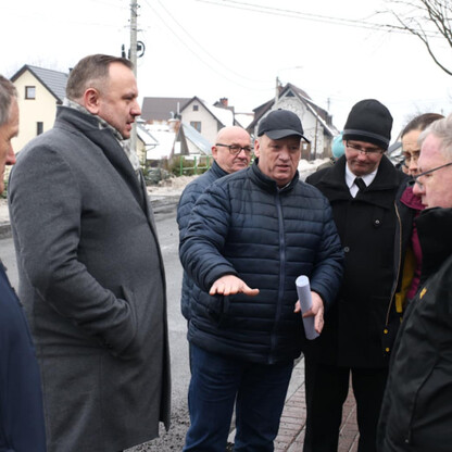 Zakończenie modernizacji drogi wojewódzkiej nr 948 w Beskidzie Żywieckim. (wygenerowano przez AI)