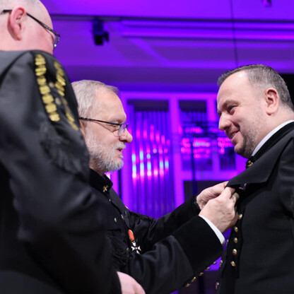Noworoczny koncert w Filharmonii Śląskiej z odznaczeniami dla górnictwa. (wygenerowano przez AI)