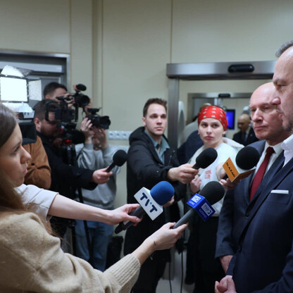 Nowy blok operacyjny neurochirurgii w Wojewódzkim Szpitalu Specjalistycznym nr 5 św. Barbary w Sosnowcu. (wygenerowano przez AI)