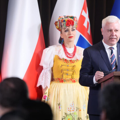 Trójstronne podpisanie traktatu o współpracy między Silesią, Ziliną i Morawsko-Śląskiem. (wygenerowano przez AI)