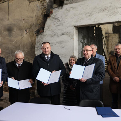 Zgoda na transformację Szybu Staszic podpisana w Tarnowskich Górach. (wygenerowano przez AI)