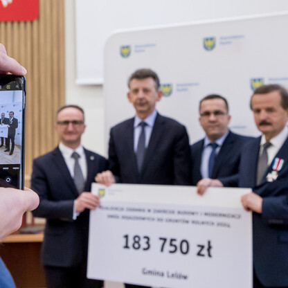 Dofinansowanie na drogi dojazdowe do gruntów rolnych - subregion północny. fot. Tomasz Żak / UMWS