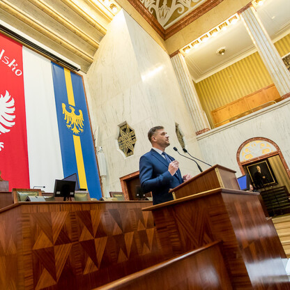 Wręczenie czeków - wspierania rozwoju gospodyń wiejskich. fot. Tomasz Żak / UMWS