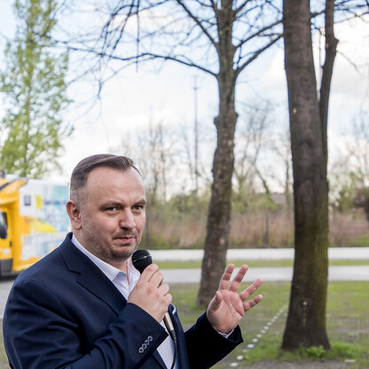 Katowickie Centrum Onkologii wzbogaciło się o ekologiczny parking, fot. Tomasz Żak / UMWS